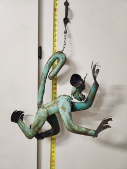 Metal Monkey Hanging Garden Art