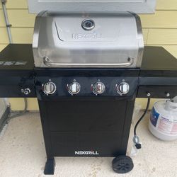 Nexgrill 4-Burner Propane Gas Grill
