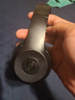 Beats solo 3 wireless