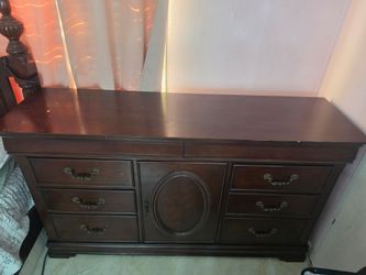 Queen dresser and headboard