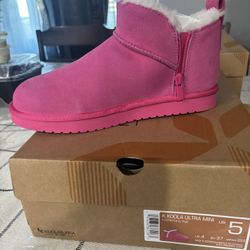 Koola Ultra Mini Boots
