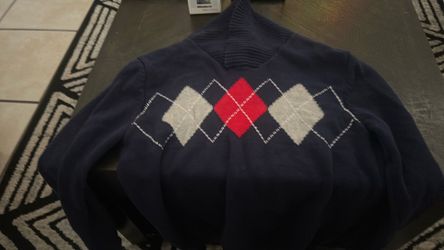 Izod sweater
