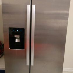 Whirlpool Side-By-Side Refrigerator 