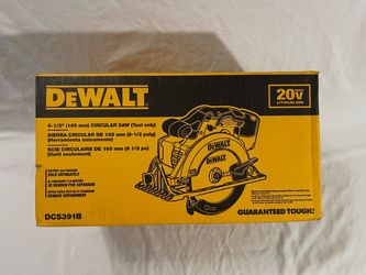 Brand new DeWalt 20V sidewinder style 6-1/2” circular saw with accessory. Retails for $160.