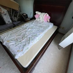 QUEEN BEDFRAME AND BOX SPRING & MATTRESS 