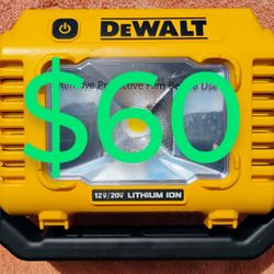 DeWalt Compact Task Light(2000 Lumens)