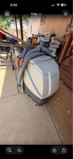 TMI Professional Carpet Extractor – Commercial Grade