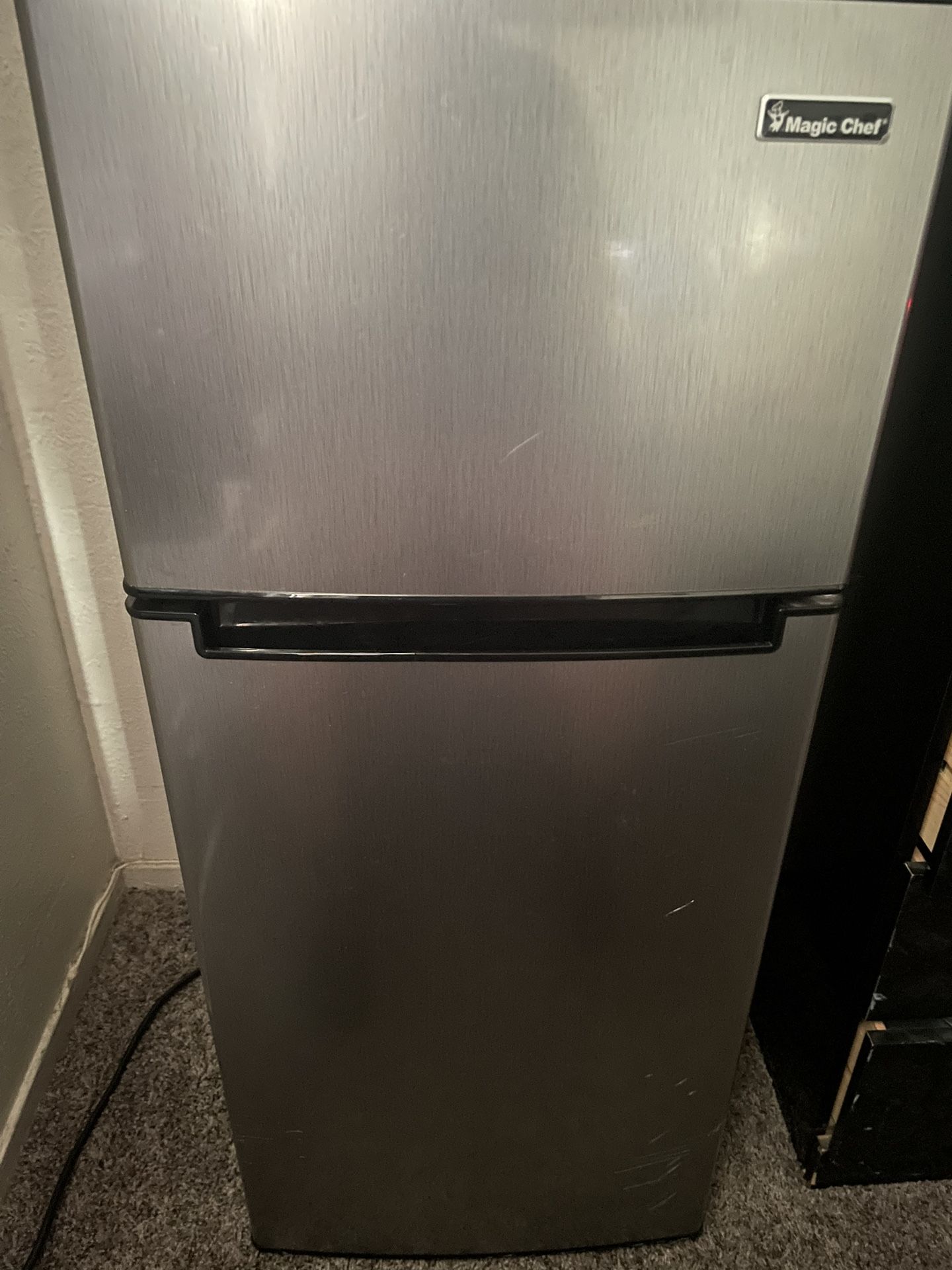 Magic Chef Mini Fridge