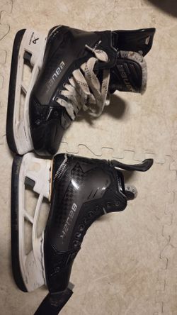Bauer Shadow Supreme Hockey Ice Skates
