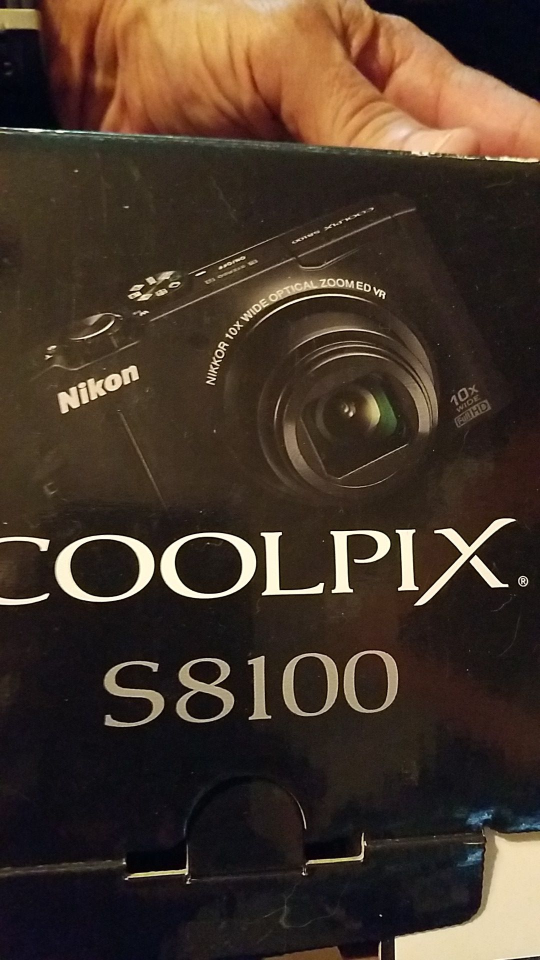 Cool Pix s 8100 camera