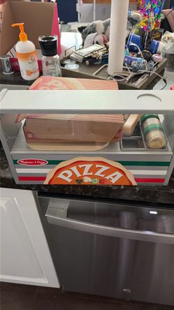 Melissa and Doug Pizza set
