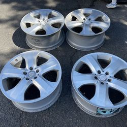 Used set of rims 19 inch Mercedes OEM 5x112 19x8.5 300$ for 4 rims plus tax . Sold AS IS. Mount available but not included. Wheel alignment available.