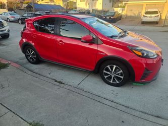 2018 Toyota Prius C
