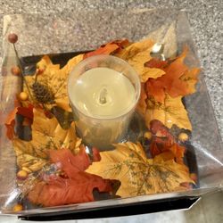 Luminara Holiday Wreath Centerpiece w/ Pillar Candle