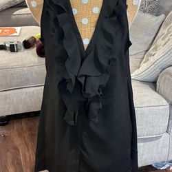 New York & Co. Women's Sleeveless Size Medium V Neck Ruffle Blouse Black 