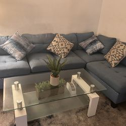 Comfortable 5-Piece Sofa Set with Table - Good Condition