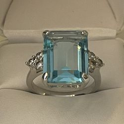 Sterling Silver ~18x13mm Blue Emerald Cut Glass & Clear Glass Ring Size 9.75