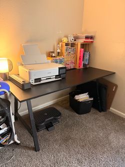 Gaming desk