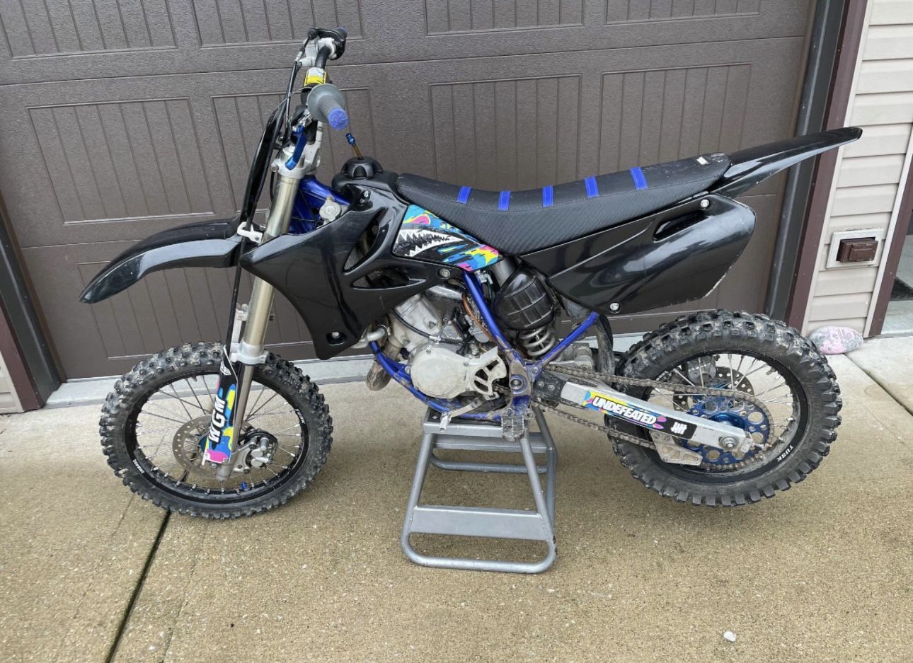 2003 Yz 85