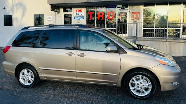 2006 Toyota Sienna