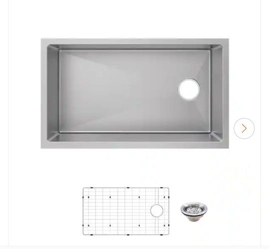 Glacier Bay
Tight Radius 31 in. Undermount Single Bowl 18 Gauge Stainless Steel Kitchen Sink with Accessories