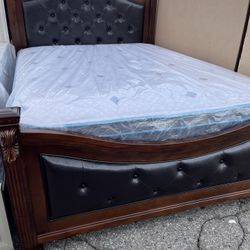 Cama Queen size incluye colchones entrego por el mismo precio ciertas áreas disponible todo nuevo en caja