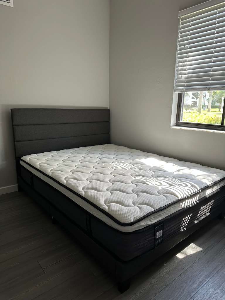 Bedroom Set – Modern Upholstered Bed Frame with Mattress