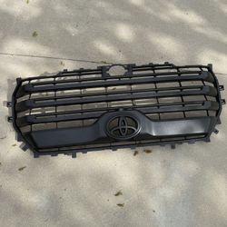 24’ Toyota Tundra Grille