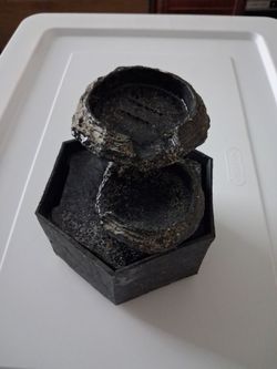 Water fountain.