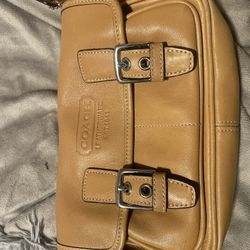 Authentic Coach Purse- Tan, J30-9355