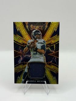 2020 panini select gold sparks Russell Wilson
