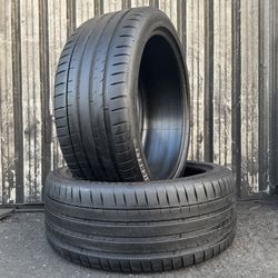 275/40/22  Michelin Pilot Sport 4S
