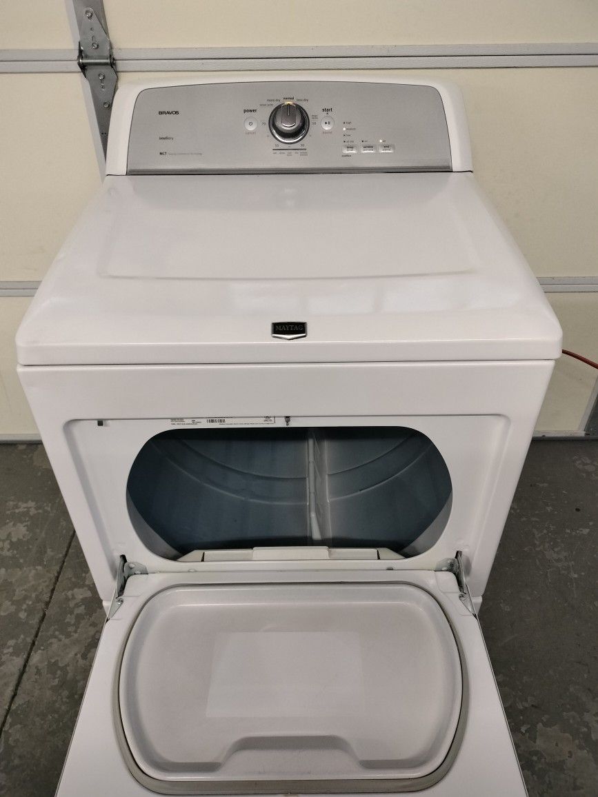 Maytag Bravos Commercial Technology, Super Capacity Electric Dryer 