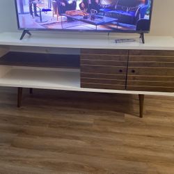 TV Table