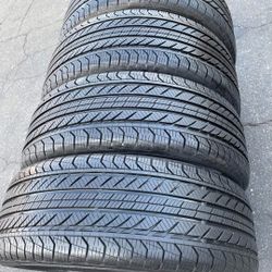 235 50 19 Tires Con 80% De Vida Las 4 De La Marca CONTINENTAL 