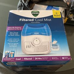 Filtered Cool Mist humidifier 