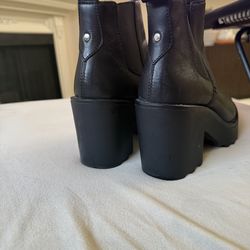 Steve Madden boots