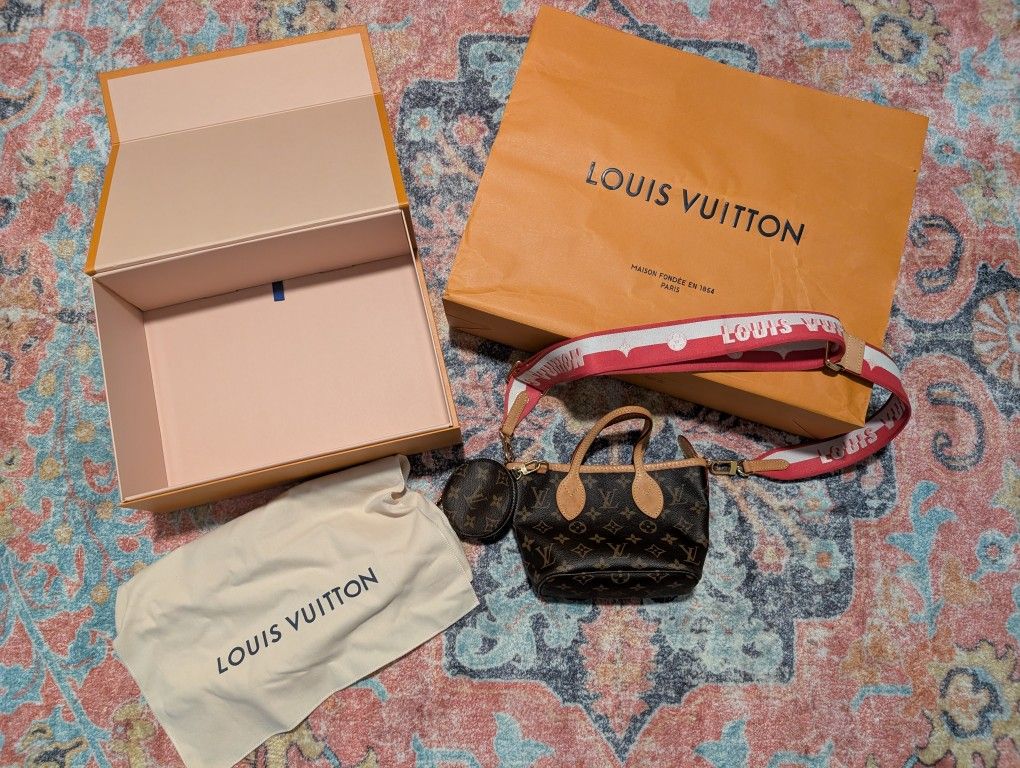 lululemon everytwhere belt bag Get lululemon's popular Everywhere Belt Bag in every style