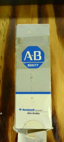 Allen Bradley Photoswitch 42GRU-9200-QD1