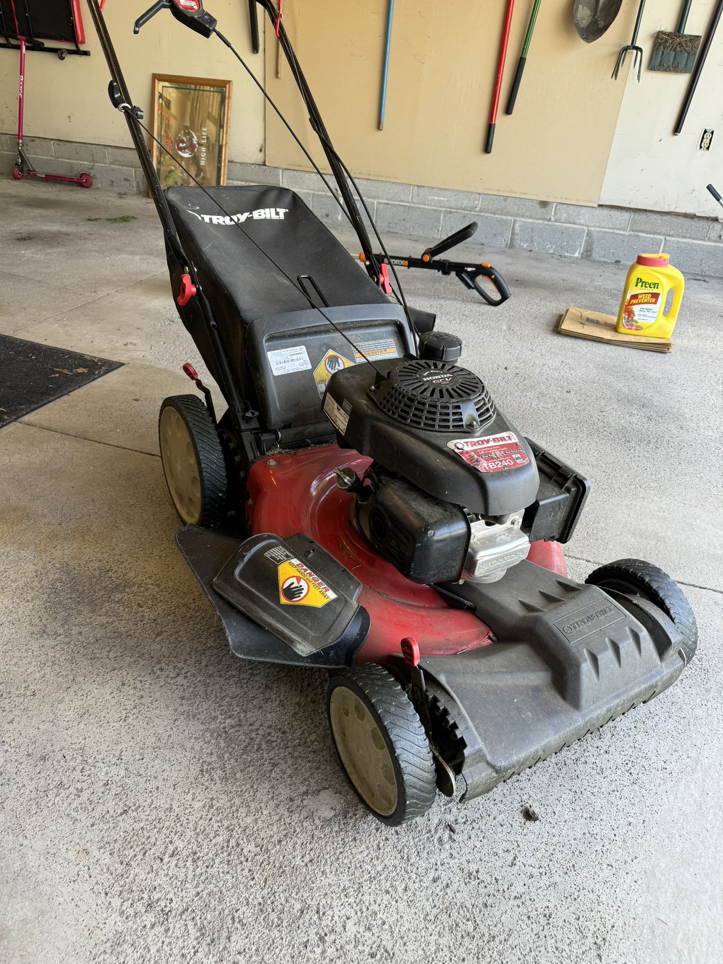 Troy Bilt Self Propelled Lawn Mower