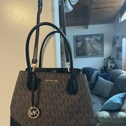 Michael Kors purse with strap
