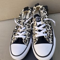 Women’s Leopard Print Canvas Converse 