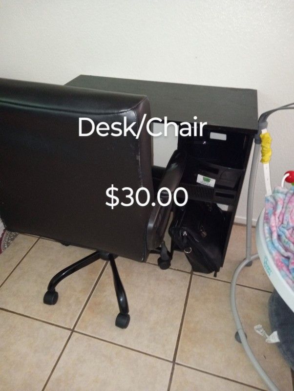 Desk &Chair