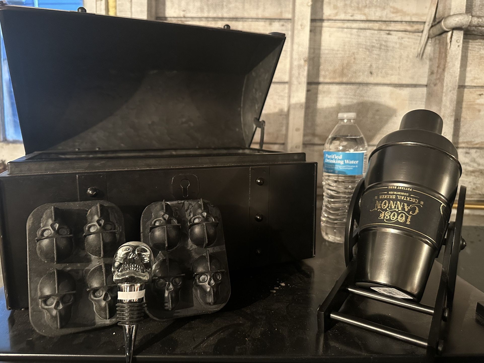 Halloween; Pirates Chest, Cannonball Drink Mixer, Glass Skeleton Wine Stopper, Skeleton Ice Cubes ( Pottery barn) NWT