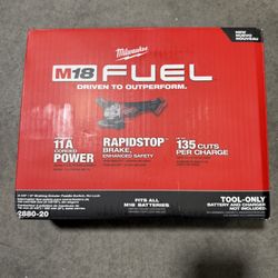 MILWAUKEE M18 Fuel Grinder 4-1/2" / 5" Braking Grinder Paddle Switch