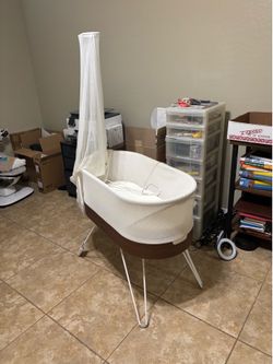 Snoo Happiest Baby Bassinet