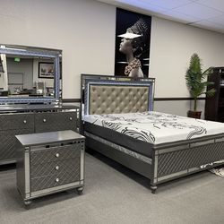 BEDROOM SET QUEEN SIZE