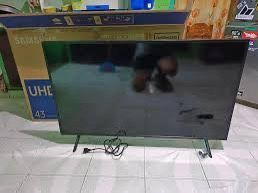 BRAND NEW CRYSTAL UHD SAMSUNG TV 42”