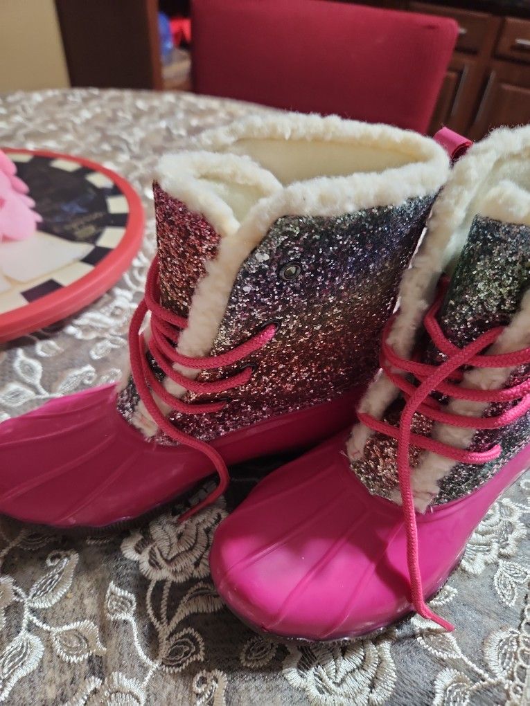 New Girls Boots