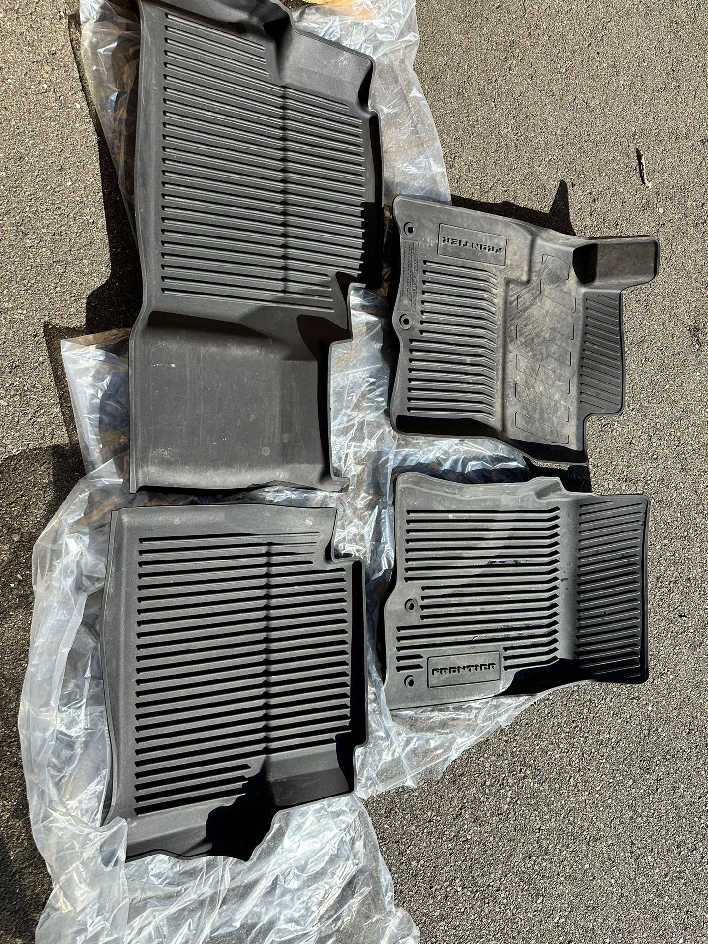 2022-2025 Nissan Frontier All Season Mats 